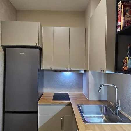 Apartment Magnolija Stan Na Dan Belgrade